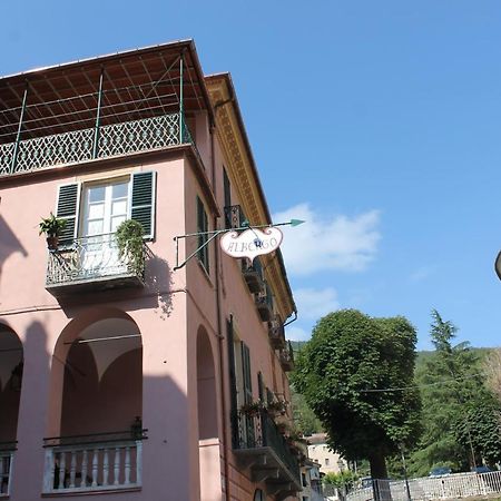Albergo Dell'Angelo Pieve di Teco Kültér fotó