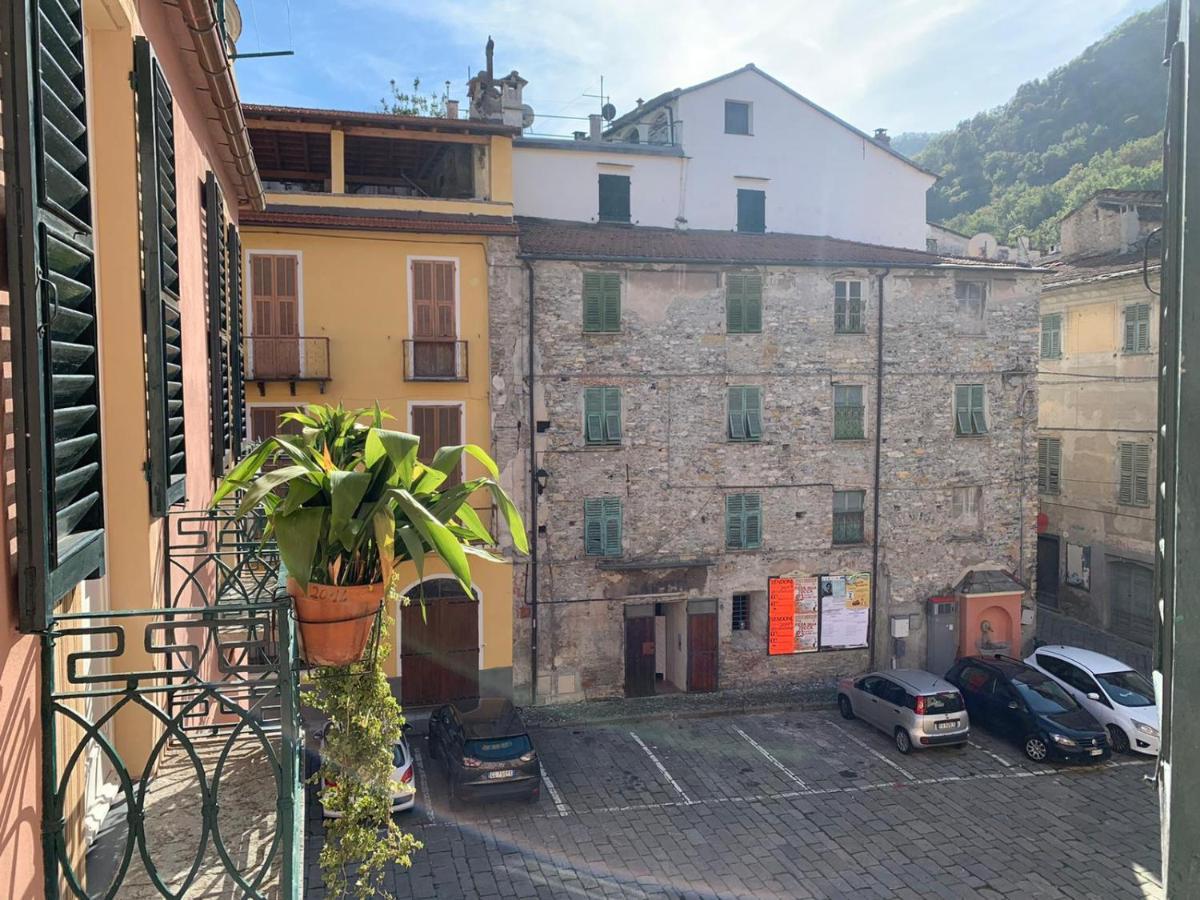 Albergo Dell'Angelo Pieve di Teco Kültér fotó