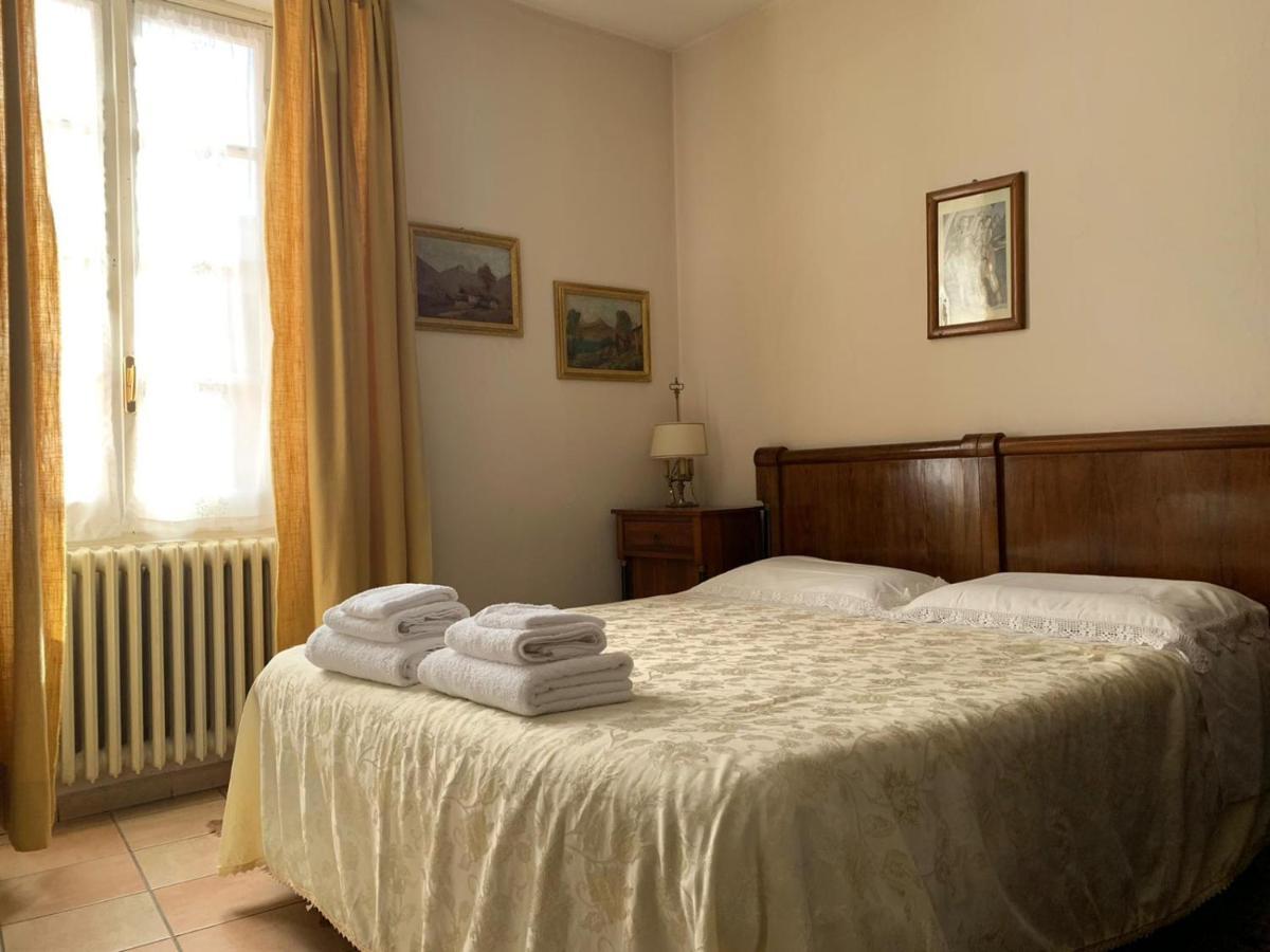 Albergo Dell'Angelo Pieve di Teco Kültér fotó